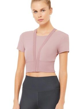 ALO Yoga Mauve Pink Cropped Short Sleeve Performance Top